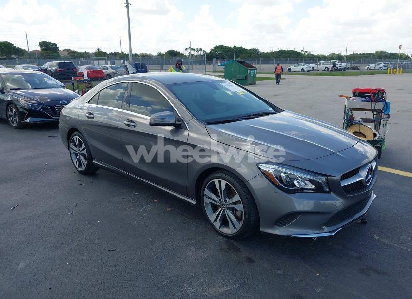2019 Mercedes-benz Cla 250 (VIN WDDSJ4EB0KN720613) main photo