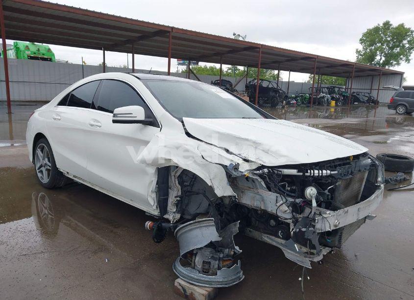 2014 Mercedes-benz Cla 250 (VIN WDDSJ4EB1EN103998) main photo