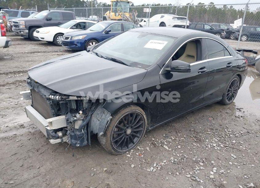 Photo 2 of 2014 Mercedes-benz Cla 250 (VIN WDDSJ4EB1EN126844)