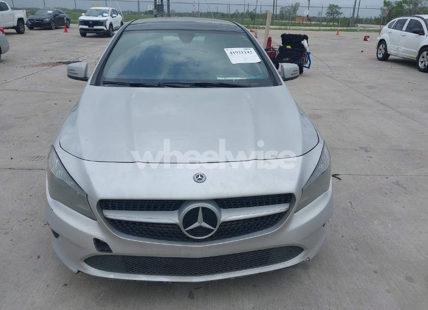Photo 12 of 2018 Mercedes-benz Cla 250 (VIN WDDSJ4EB1JN556917)