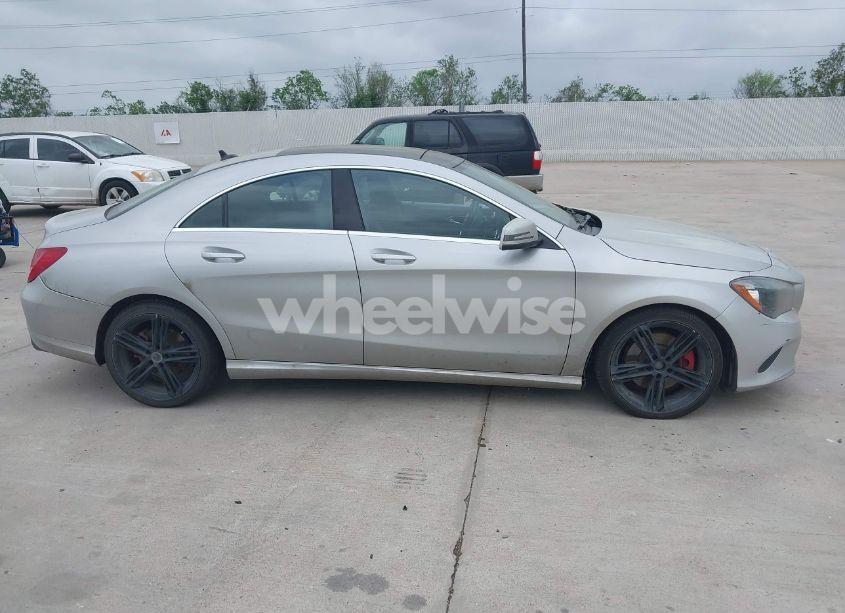 Photo 13 of 2018 Mercedes-benz Cla 250 (VIN WDDSJ4EB1JN556917)