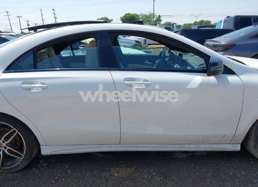 Photo 14 of 2019 Mercedes-benz Cla 250 (VIN WDDSJ4EB1KN726095)