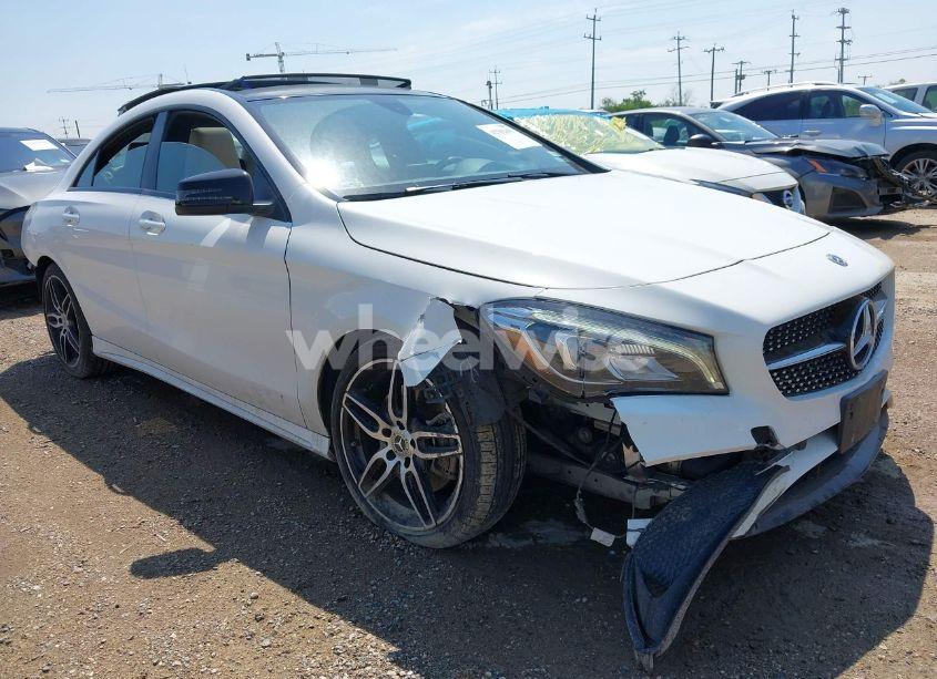 Photo 6 of 2019 Mercedes-benz Cla 250 (VIN WDDSJ4EB1KN726095)