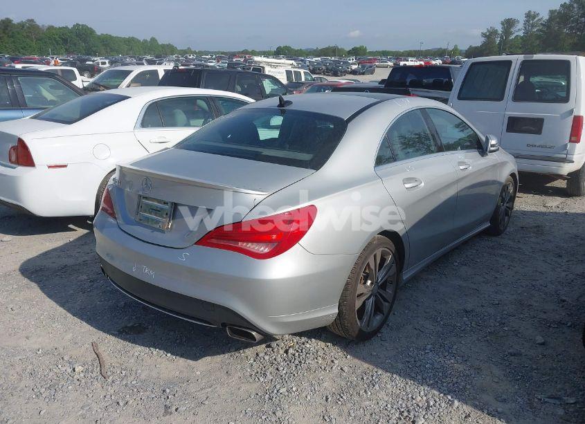 Photo 4 of 2014 Mercedes-benz Cla 250 (VIN WDDSJ4EB2EN038224)