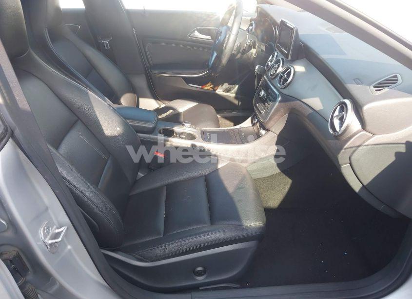 Photo 5 of 2014 Mercedes-benz Cla 250 (VIN WDDSJ4EB2EN038224)