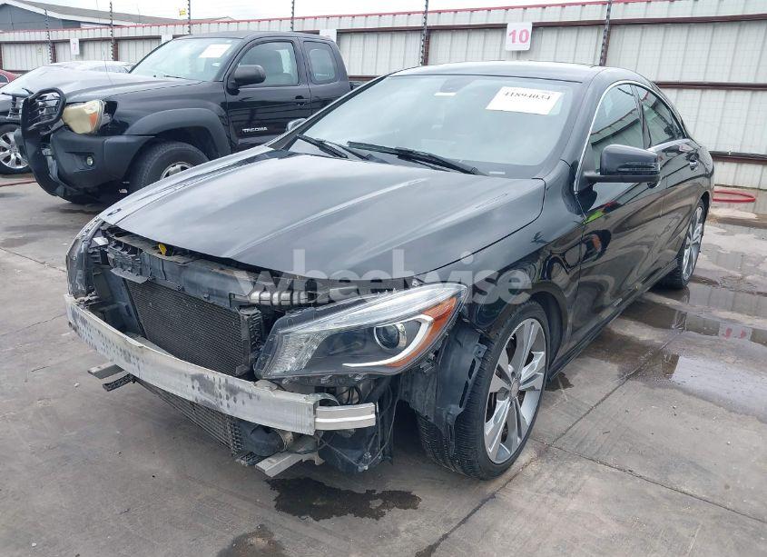 Photo 2 of 2014 Mercedes-benz Cla 250 (VIN WDDSJ4EB2EN039759)