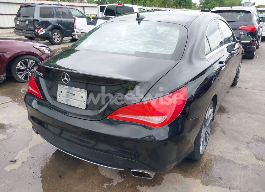 Photo 4 of 2014 Mercedes-benz Cla 250 (VIN WDDSJ4EB2EN039759)