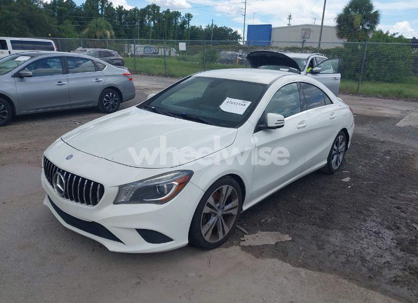 Photo 2 of 2015 Mercedes-benz Cla 250 (VIN WDDSJ4EB2FN166996)
