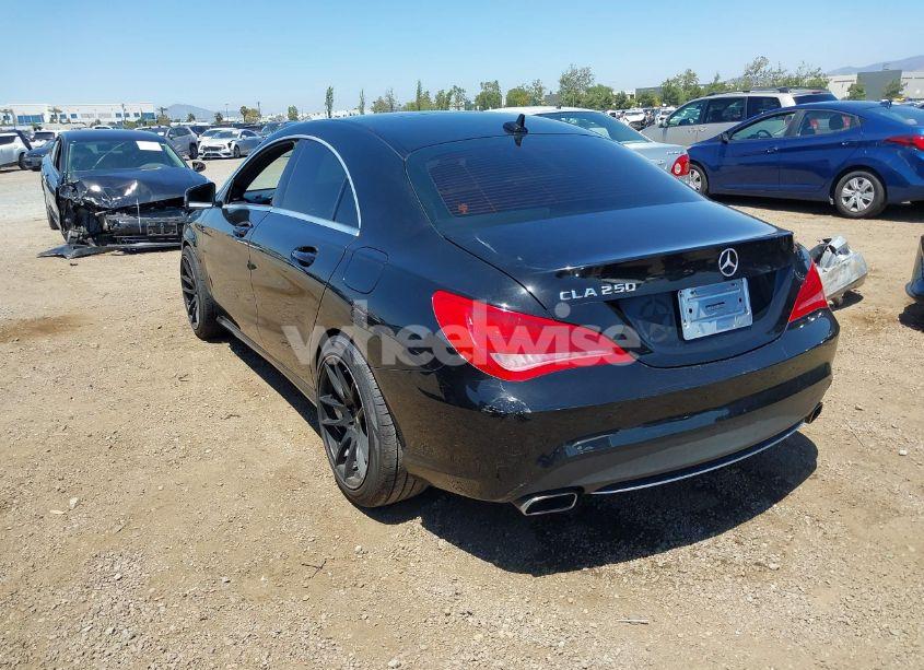 Photo 3 of 2014 Mercedes-benz Cla 250 (VIN WDDSJ4EB3EN043478)