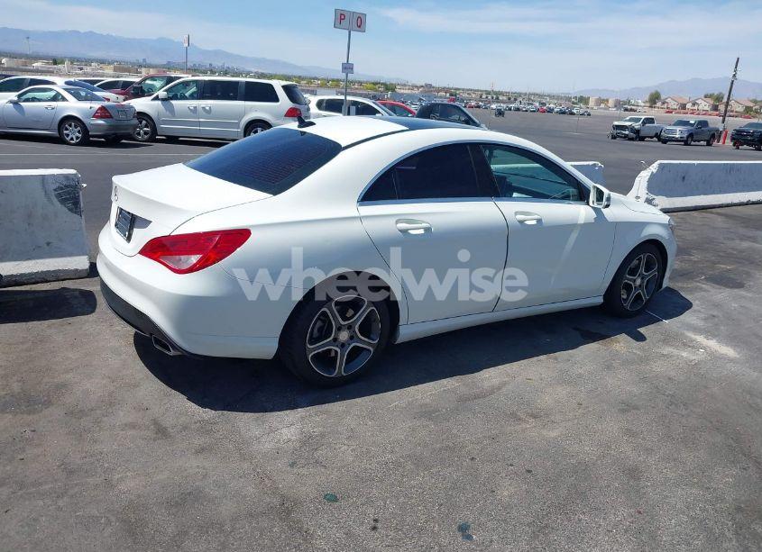 Photo 4 of 2014 Mercedes-benz Cla 250 (VIN WDDSJ4EB3EN045327)