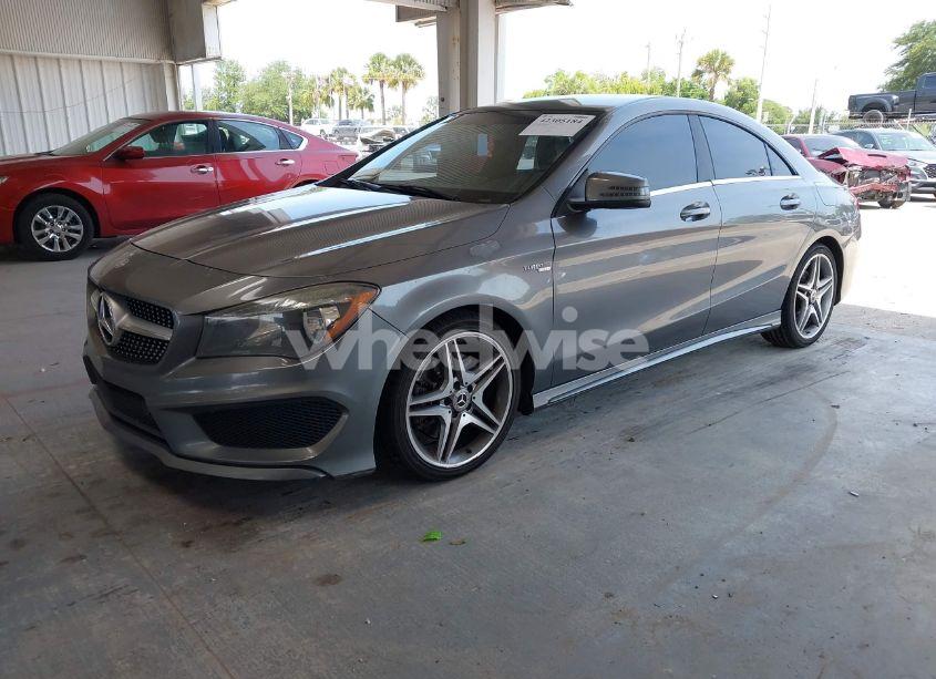 Photo 2 of 2014 Mercedes-benz Cla 250 (VIN WDDSJ4EB3EN104618)