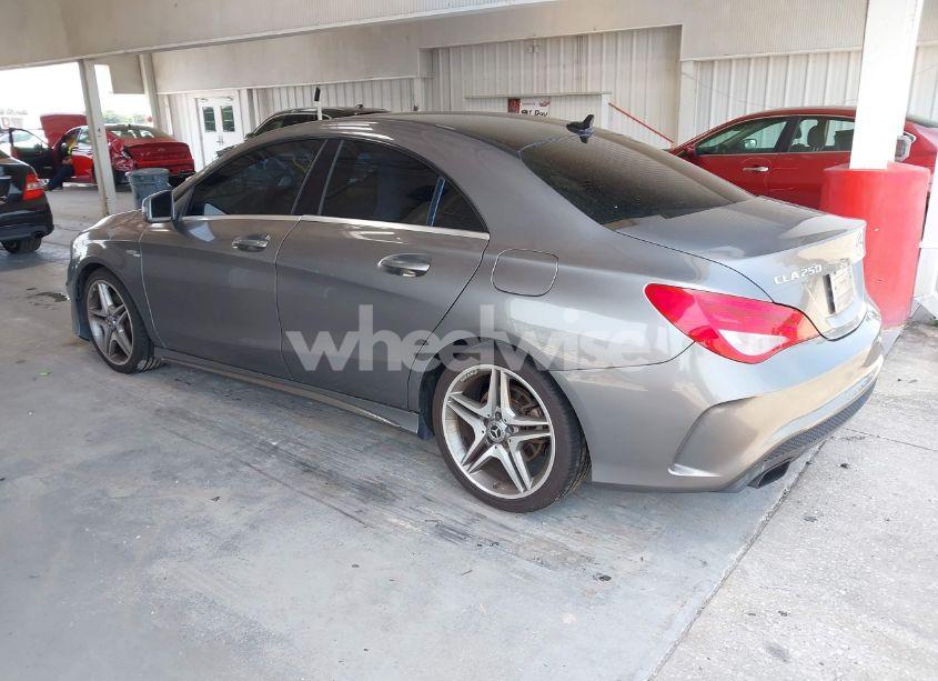 Photo 3 of 2014 Mercedes-benz Cla 250 (VIN WDDSJ4EB3EN104618)