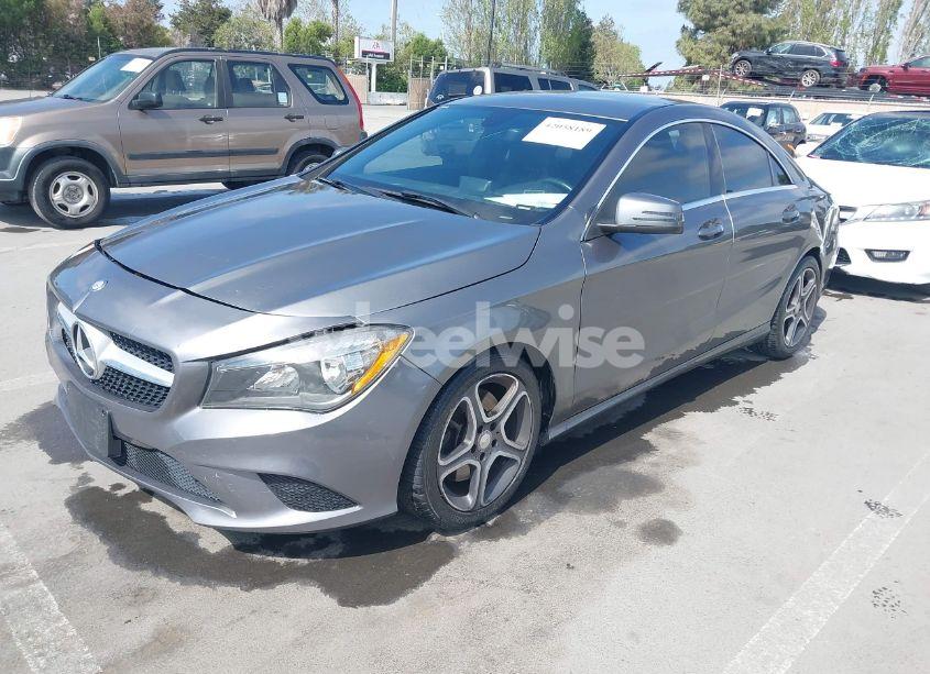 Photo 2 of 2014 Mercedes-benz Cla 250 (VIN WDDSJ4EB3EN160784)