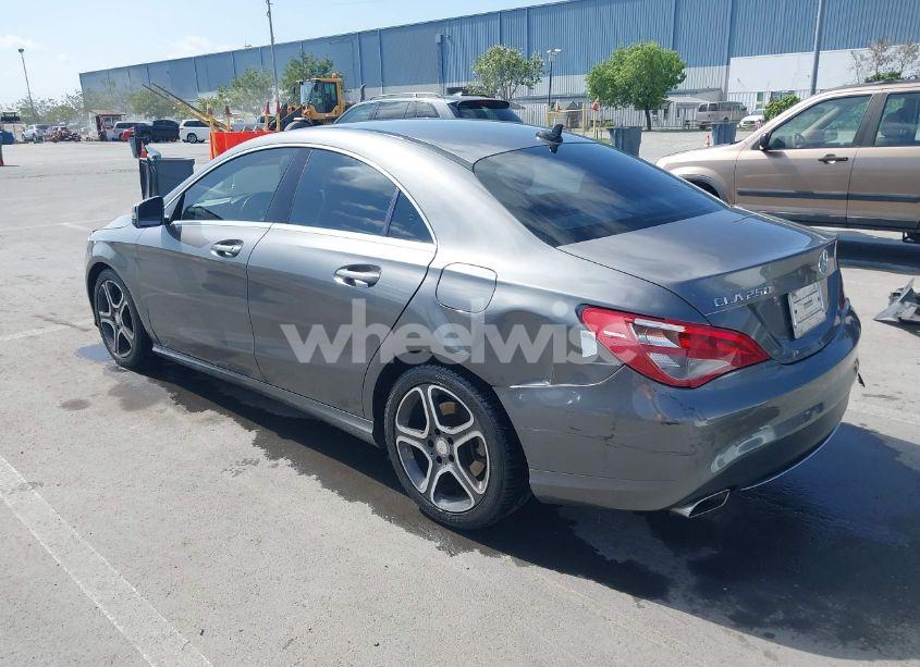Photo 3 of 2014 Mercedes-benz Cla 250 (VIN WDDSJ4EB3EN160784)