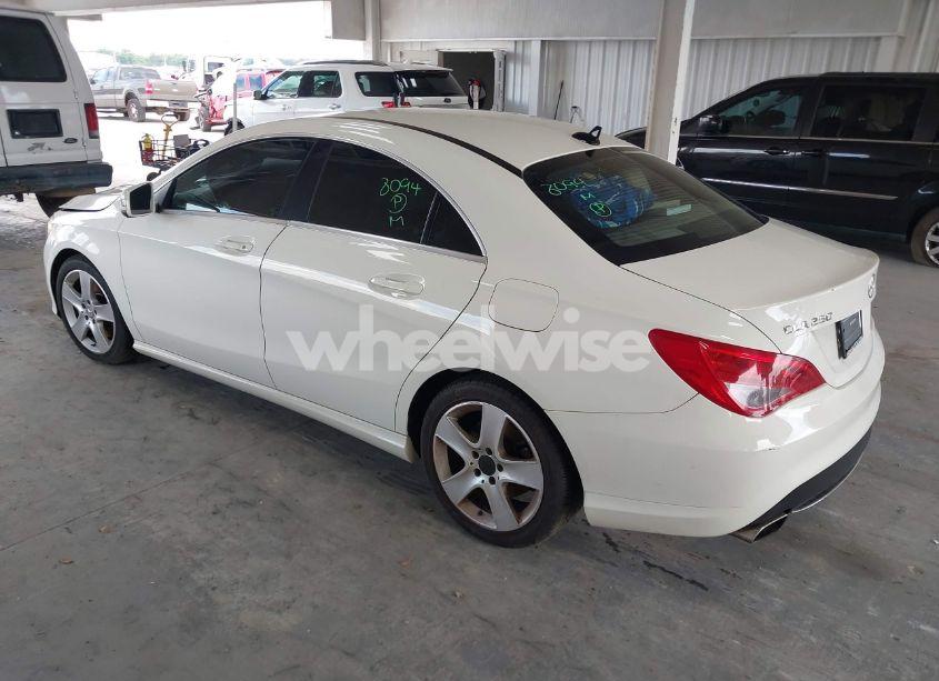 Photo 3 of 2016 Mercedes-benz Cla 250 (VIN WDDSJ4EB3GN299185)