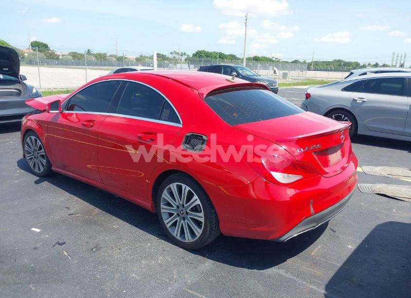 Photo 3 of 2018 Mercedes-benz Cla 250 (VIN WDDSJ4EB3JN628023)