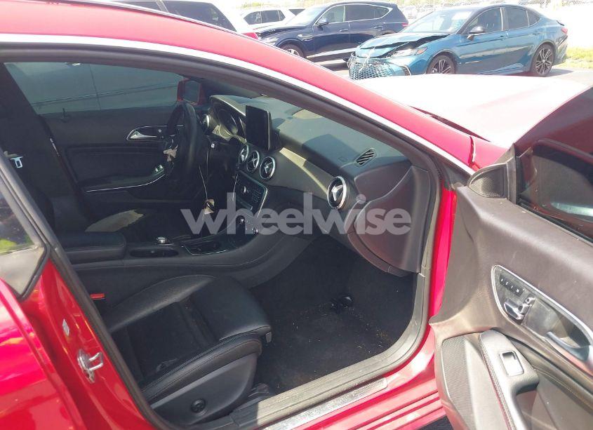 Photo 5 of 2018 Mercedes-benz Cla 250 (VIN WDDSJ4EB3JN628023)