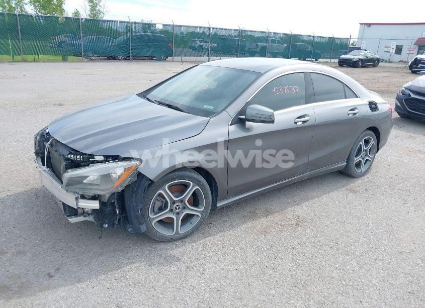 Photo 2 of 2018 Mercedes-benz Cla 250 (VIN WDDSJ4EB3JN683295)