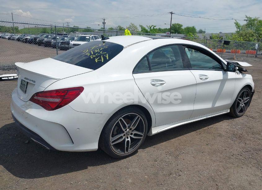 Photo 4 of 2019 Mercedes-benz Cla 250 (VIN WDDSJ4EB3KN724820)