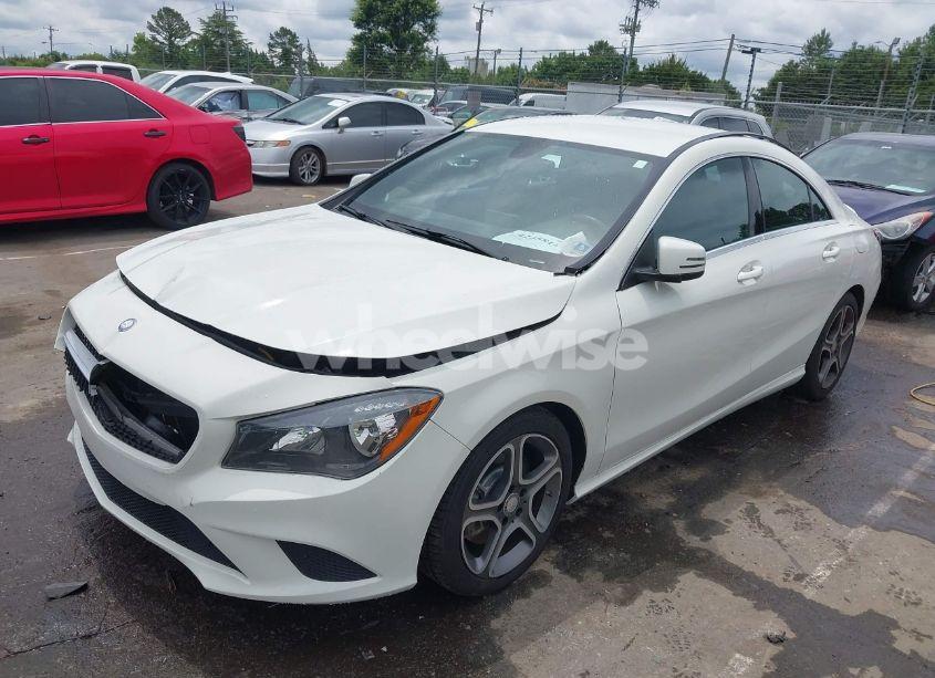 Photo 2 of 2014 Mercedes-benz Cla 250 (VIN WDDSJ4EB4EN153018)