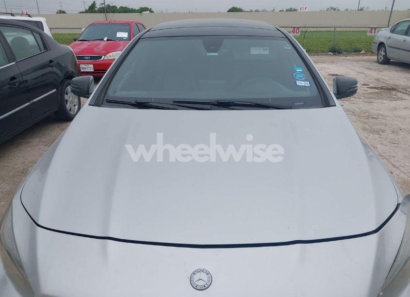 Photo 10 of 2015 Mercedes-benz Cla 250 (VIN WDDSJ4EB4FN162867)