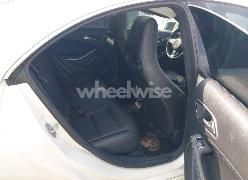 Photo 8 of 2015 Mercedes-benz Cla 250 (VIN WDDSJ4EB4FN221366)