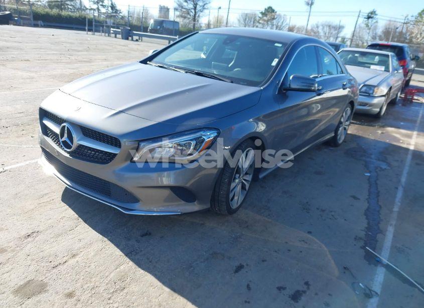 Photo 2 of 2019 Mercedes-benz Cla 250 (VIN WDDSJ4EB4KN774593)
