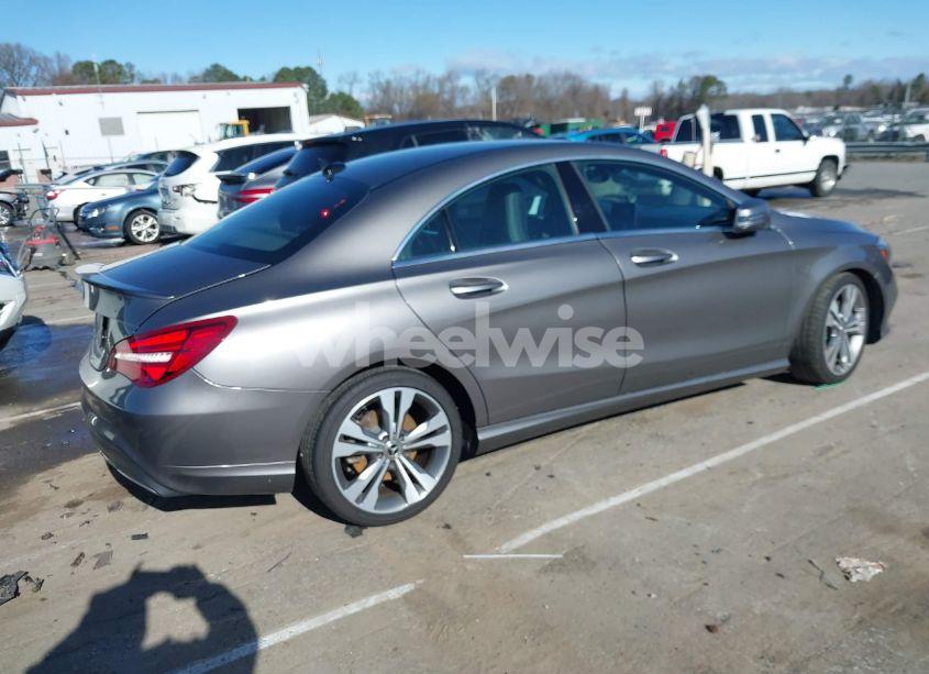 Photo 4 of 2019 Mercedes-benz Cla 250 (VIN WDDSJ4EB4KN774593)