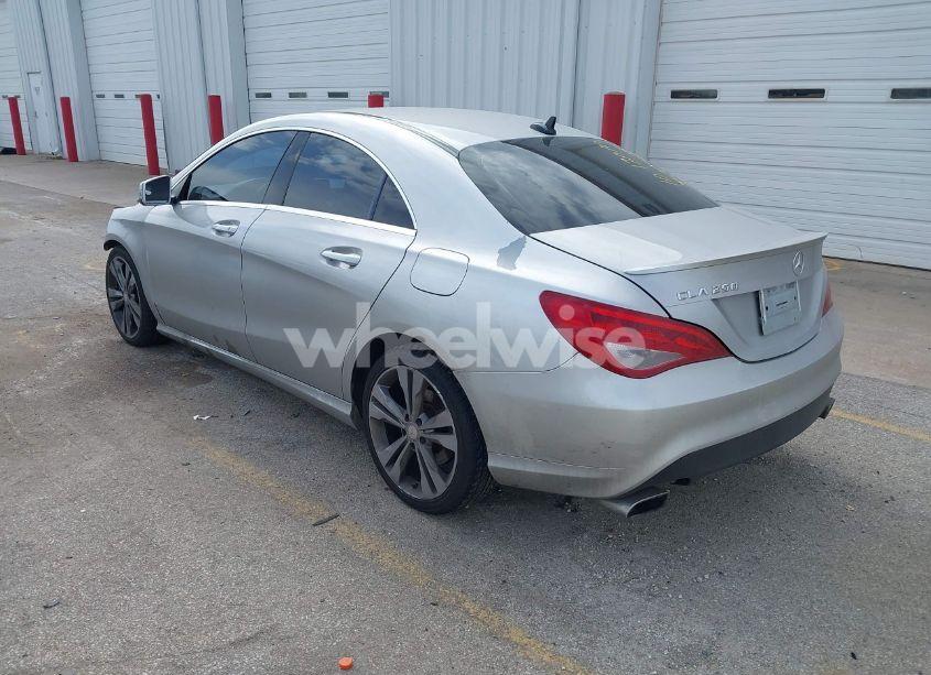 Photo 3 of 2014 Mercedes-benz Cla 250 (VIN WDDSJ4EB5EN154811)