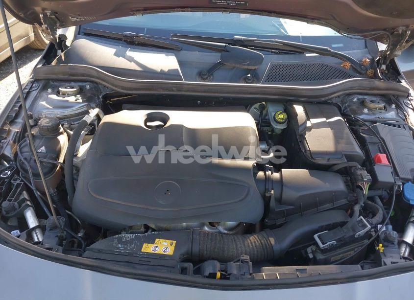 Photo 10 of 2017 Mercedes-benz Cla 250 (VIN WDDSJ4EB5HN444891)