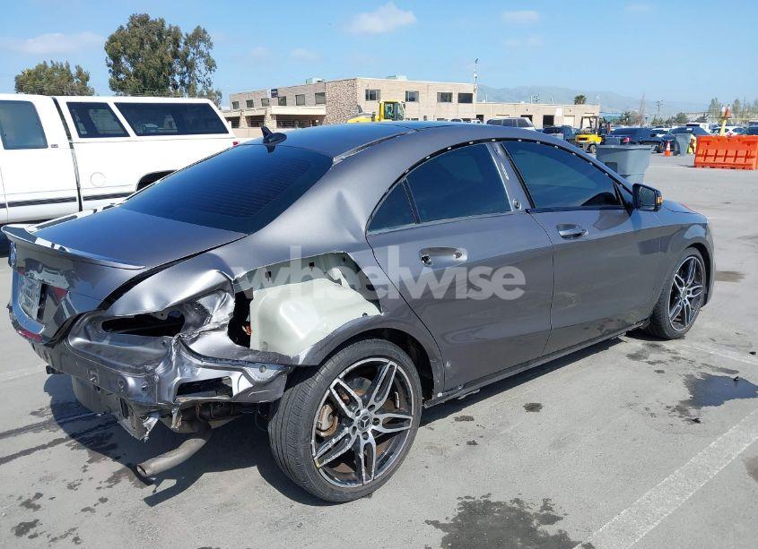 Photo 4 of 2018 Mercedes-benz Cla 250 (VIN WDDSJ4EB5JN649987)