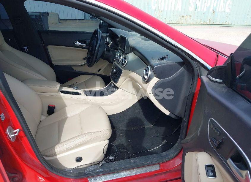 Photo 5 of 2014 Mercedes-benz Cla 250 (VIN WDDSJ4EB6EN047203)