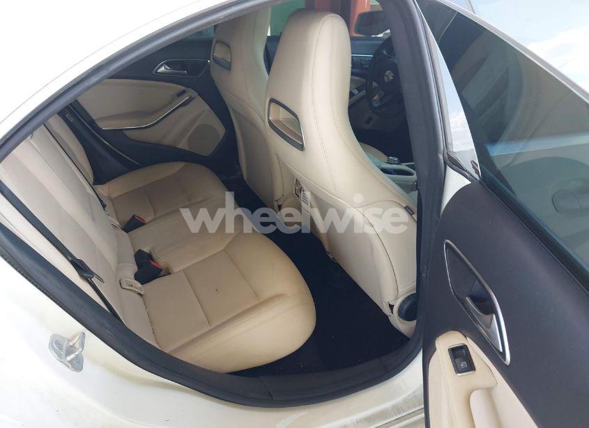 Photo 8 of 2016 Mercedes-benz Cla 250 (VIN WDDSJ4EB6GN324399)