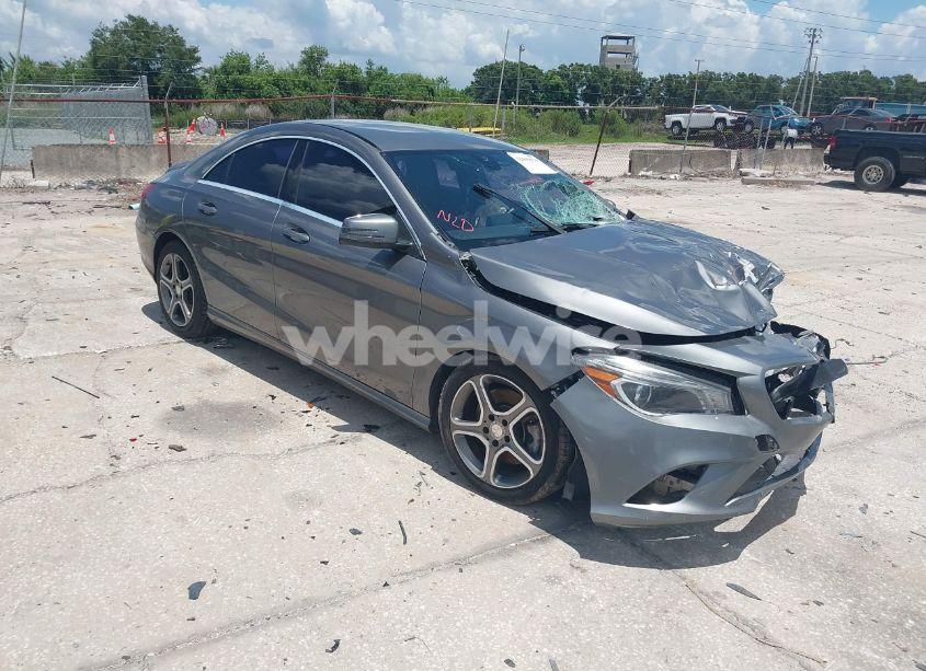 2014 Mercedes-benz Cla 250 (VIN WDDSJ4EB7EN046948) main photo