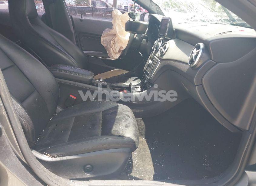 Photo 5 of 2014 Mercedes-benz Cla 250 (VIN WDDSJ4EB7EN046948)