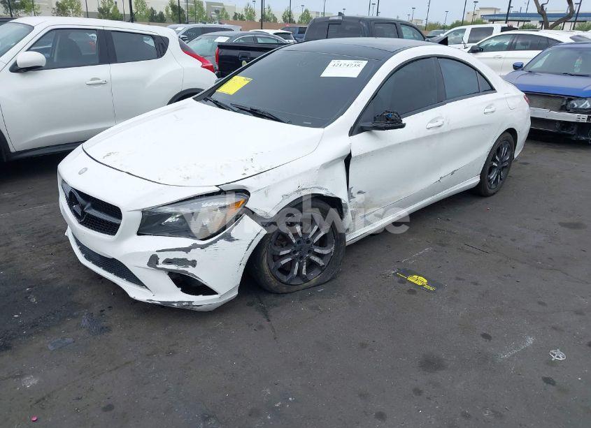 Photo 2 of 2014 Mercedes-benz Cla 250 (VIN WDDSJ4EB7EN104248)