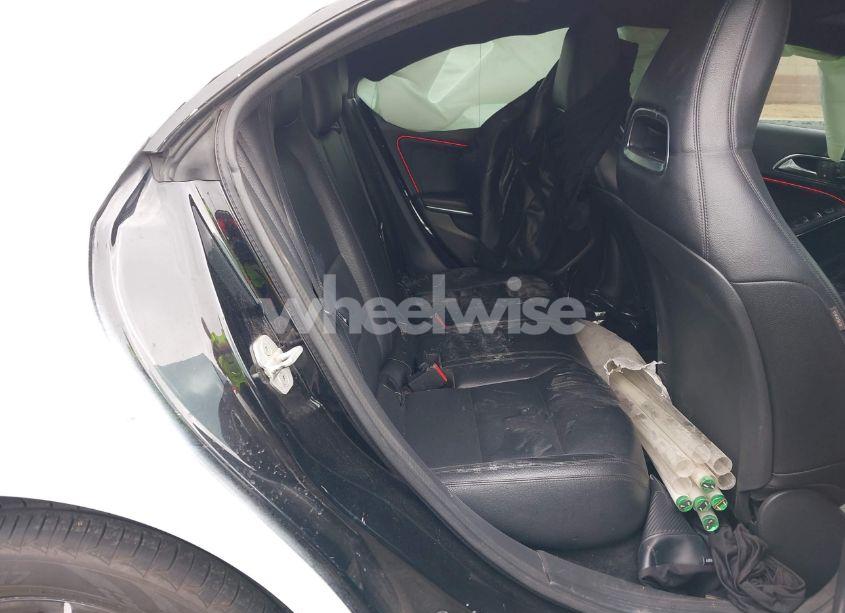 Photo 8 of 2014 Mercedes-benz Cla 250 (VIN WDDSJ4EB7EN104248)