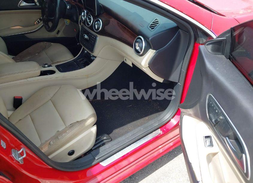Photo 5 of 2014 Mercedes-benz Cla 250 (VIN WDDSJ4EB7EN106971)