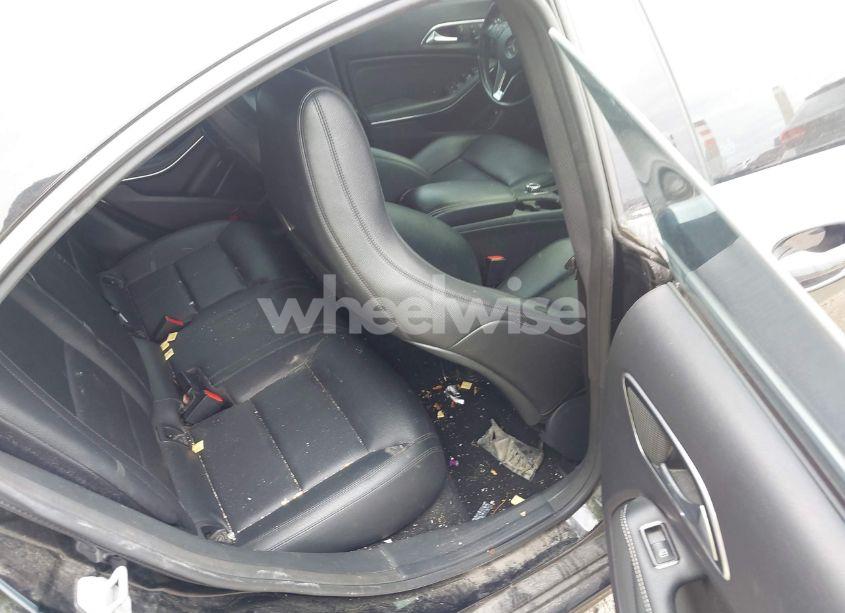 Photo 8 of 2014 Mercedes-benz Cla 250 (VIN WDDSJ4EB7EN138013)