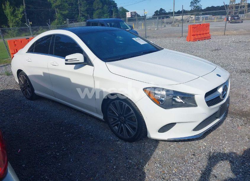 2018 Mercedes-benz Cla 250 (VIN WDDSJ4EB7JN694154) main photo