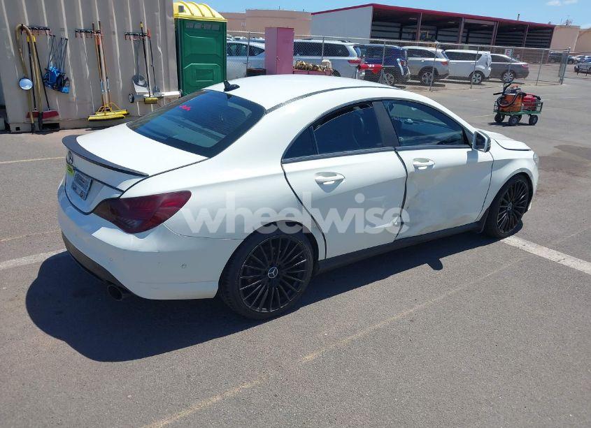 Photo 4 of 2015 Mercedes-benz Cla 250 (VIN WDDSJ4EB8FN192938)