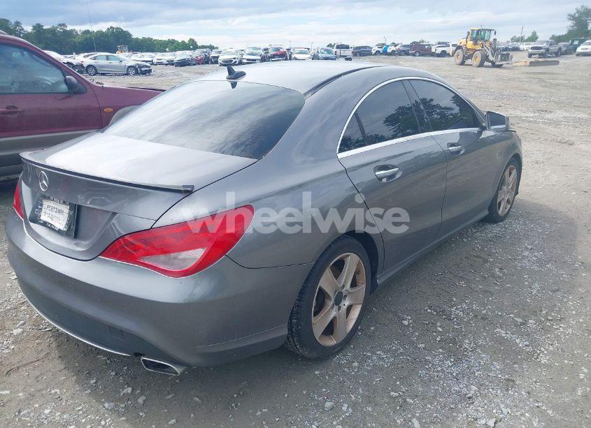Photo 4 of 2015 Mercedes-benz Cla 250 (VIN WDDSJ4EB8FN271445)