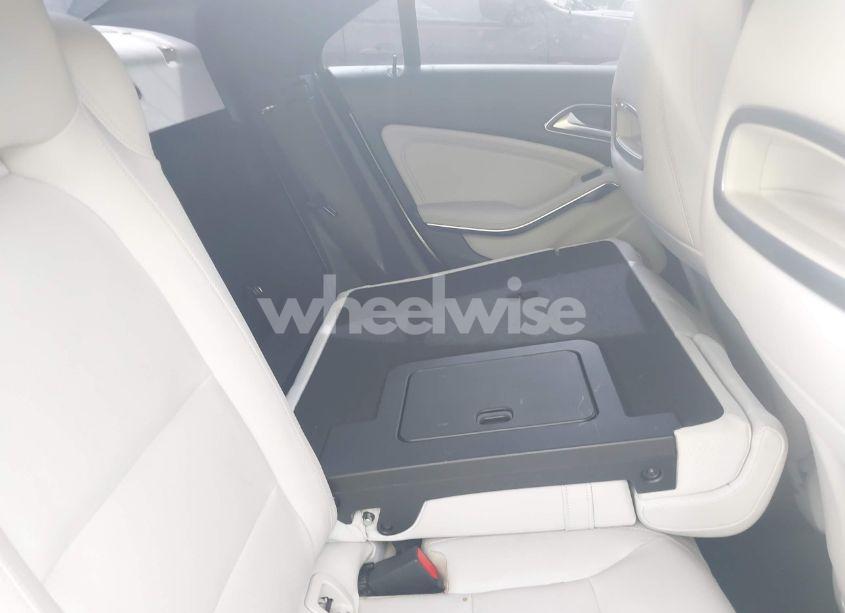 Photo 8 of 2015 Mercedes-benz Cla 250 (VIN WDDSJ4EB8FN271445)