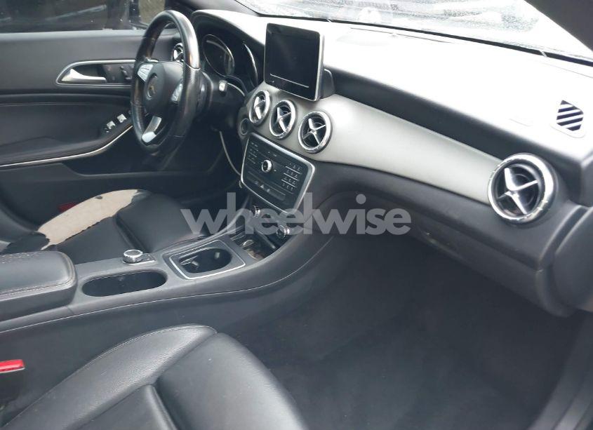 Photo 5 of 2016 Mercedes-benz Cla 250 (VIN WDDSJ4EB8GN322959)