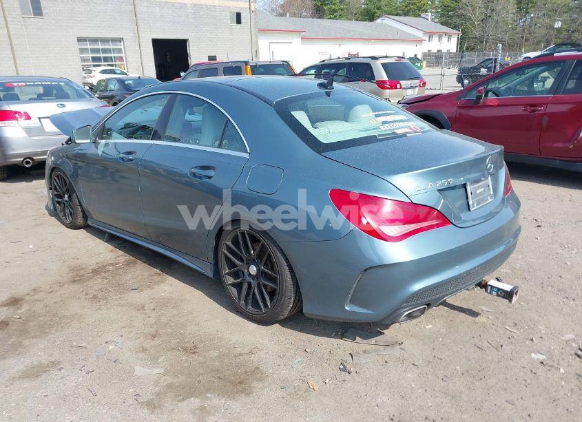 Photo 3 of 2014 Mercedes-benz Cla 250 (VIN WDDSJ4EB9EN056350)