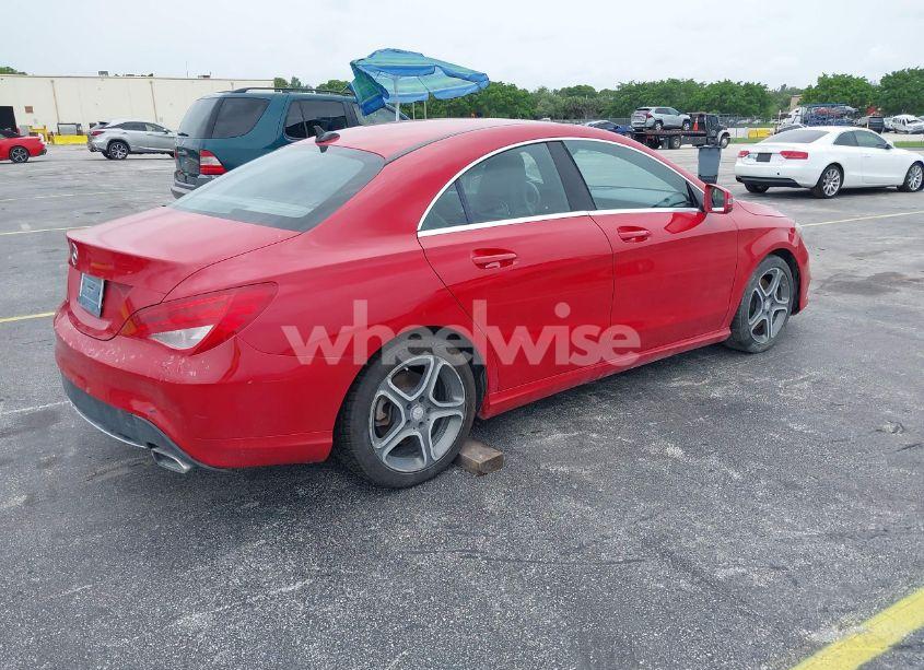 Photo 4 of 2014 Mercedes-benz Cla 250 (VIN WDDSJ4EB9EN064724)