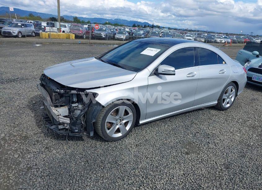 Photo 2 of 2018 Mercedes-benz Cla 250 (VIN WDDSJ4EB9JN544675)