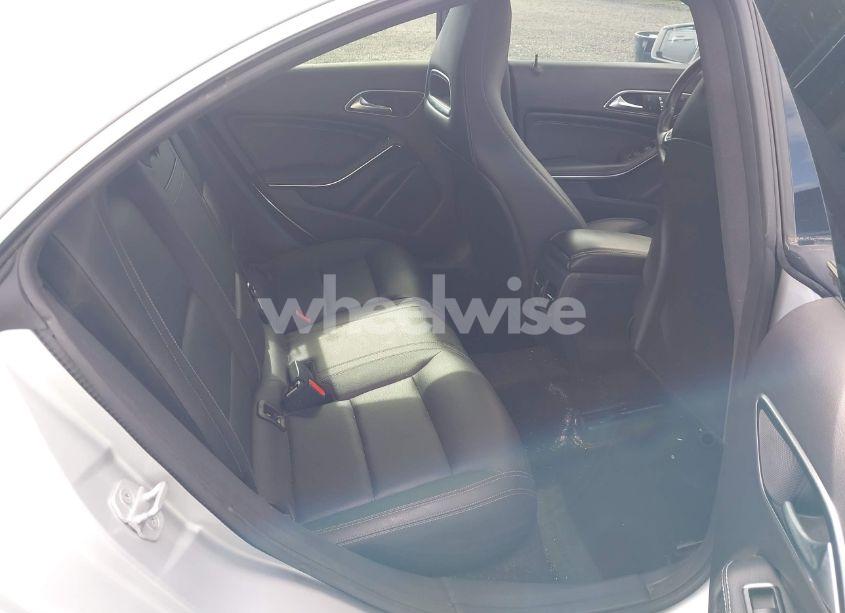 Photo 8 of 2018 Mercedes-benz Cla 250 (VIN WDDSJ4EB9JN544675)