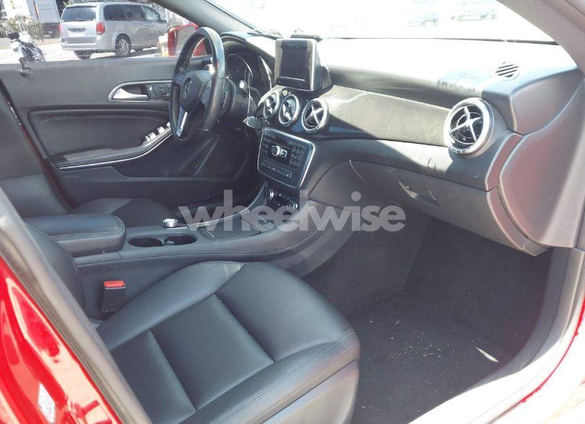 Photo 5 of 2014 Mercedes-benz Cla 250 (VIN WDDSJ4EBXEN050072)