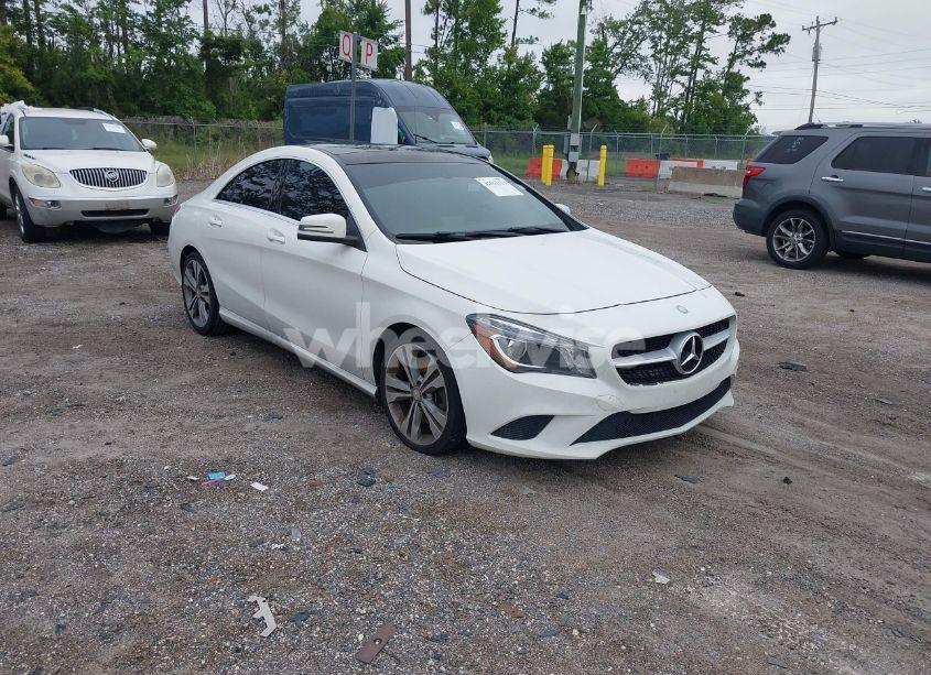 2014 Mercedes-benz Cla 250 (VIN WDDSJ4EBXEN052730) main photo